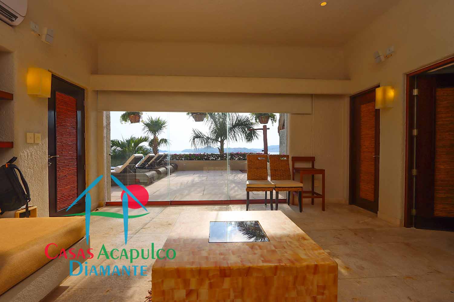 Puerta del sol - Sala de televisión 4